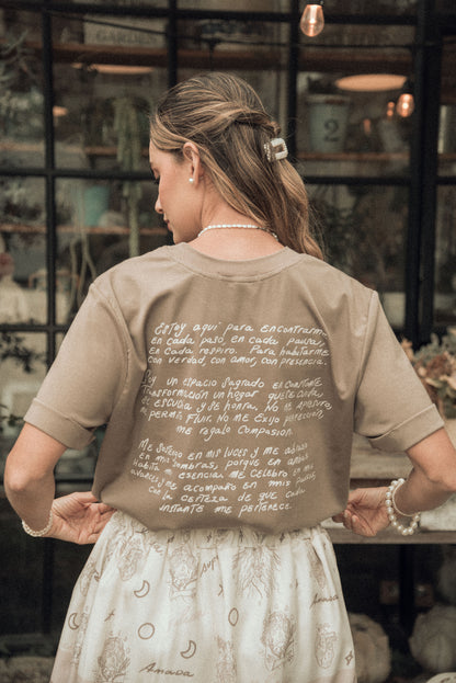 CAMISETA ME HABITO CON AMOR